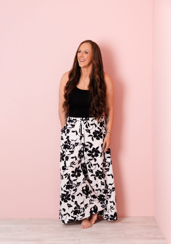 The 40 over 40 Project; Beauty; Empowering; women; Wichita; ICT; Kansas; KS; Photography; Photographer; Orange Sun Studio; Yvette van Teeffelen; Empowered; Women supporting women; Strong; Branding; Headshot; Tabitha Van Hazel