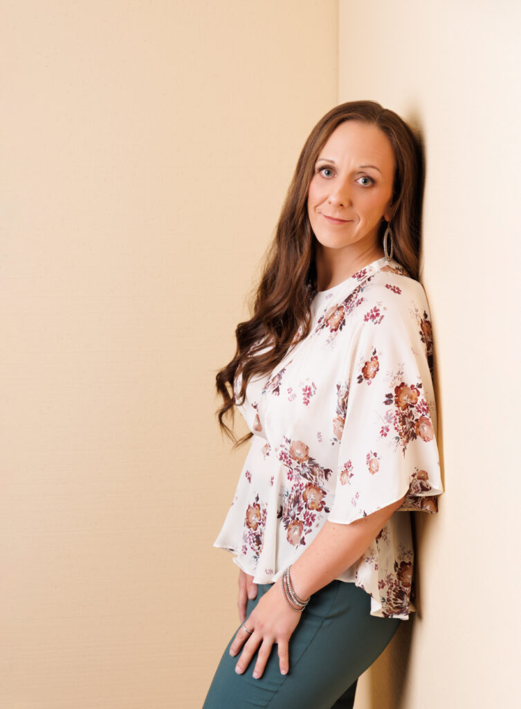 The 40 over 40 Project; Beauty; Empowering; women; Wichita; ICT; Kansas; KS; Photography; Photographer; Orange Sun Studio; Yvette van Teeffelen; Empowered; Women supporting women; Strong; Branding; Headshot; Tabitha Van Hazel