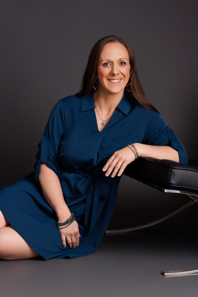 The 40 over 40 Project; Beauty; Empowering; women; Wichita; ICT; Kansas; KS; Photography; Photographer; Orange Sun Studio; Yvette van Teeffelen; Empowered; Women supporting women; Strong; Branding; Headshot; Tabitha Van Hazel