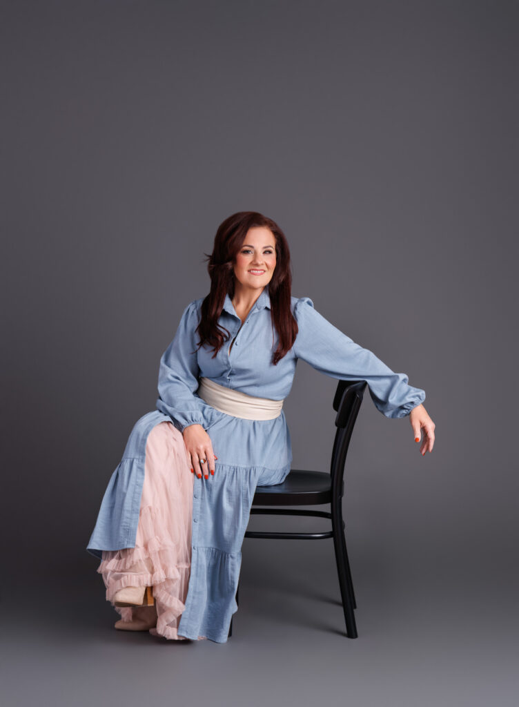 The 40 over 40 Project; Beauty; Empowering; women; Wichita; ICT; Kansas; KS; Photography; Photographer; Orange Sun Studio; Yvette van Teeffelen; Empowered; Women supporting women; Strong; Branding; Headshot; Amber Betzen