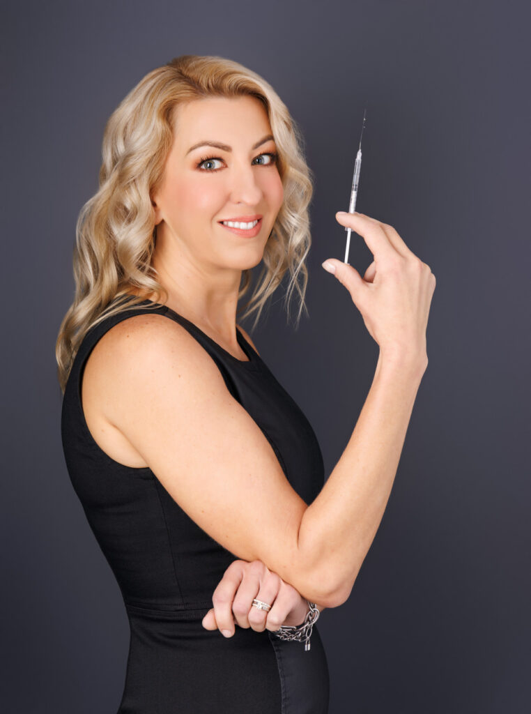 The 40 over 40 Project; Beauty; Empowering; women; Wichita; ICT; Kansas; KS; Photography; Photographer; Orange Sun Studio; Yvette van Teeffelen; Empowered; Women supporting women; Strong; Branding; Headshot; Jeni Erker