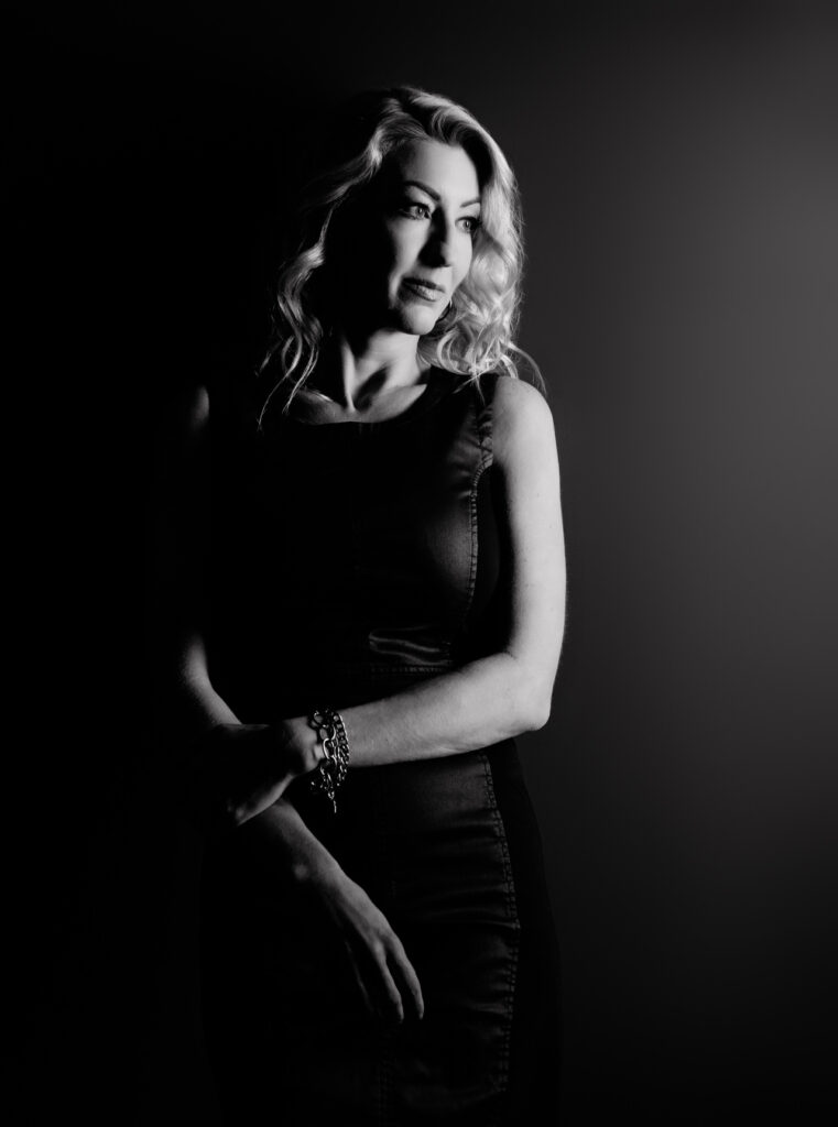 The 40 over 40 Project; Beauty; Empowering; women; Wichita; ICT; Kansas; KS; Photography; Photographer; Orange Sun Studio; Yvette van Teeffelen; Empowered; Women supporting women; Strong; Branding; Headshot; Jeni Erker