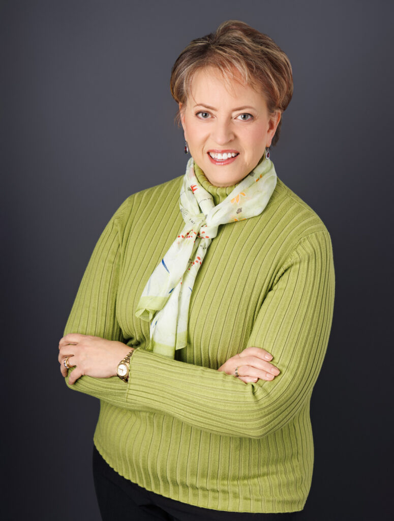 The 40 over 40 Project; Beauty; Empowering; women; Wichita; ICT; Kansas; KS; Photography; Photographer; Orange Sun Studio; Yvette van Teeffelen; Empowered; Women supporting women; Strong; Branding; Headshot; Joyce McEwen Crane