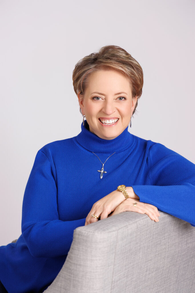 The 40 over 40 Project; Beauty; Empowering; women; Wichita; ICT; Kansas; KS; Photography; Photographer; Orange Sun Studio; Yvette van Teeffelen; Empowered; Women supporting women; Strong; Branding; Headshot; Joyce McEwen Crane