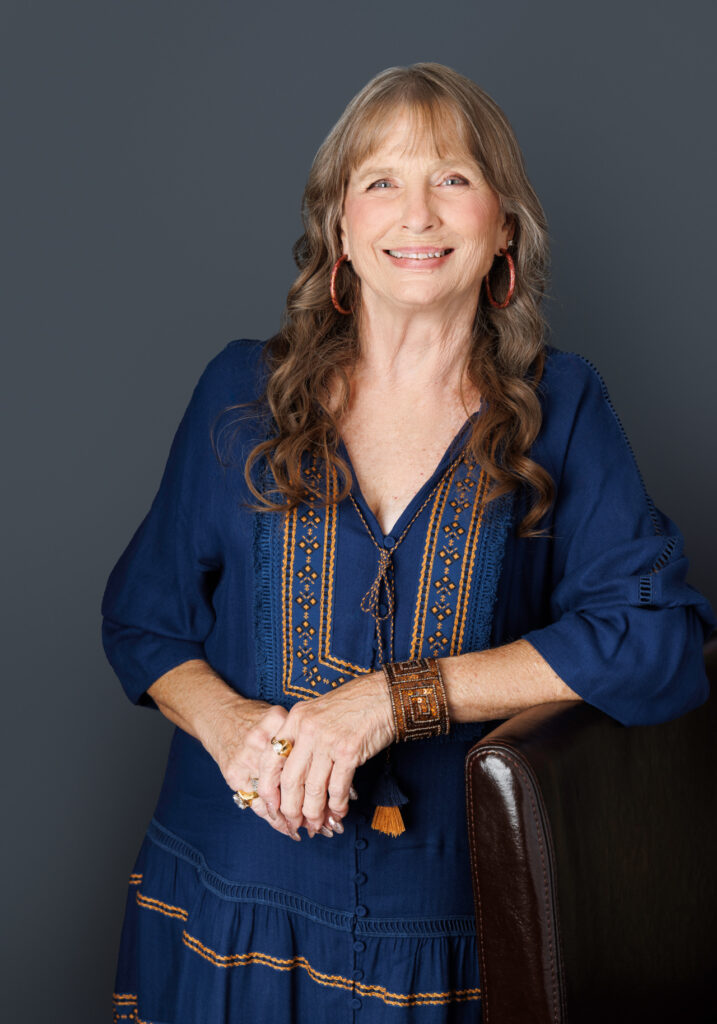 The 40 over 40 Project; Beauty; Empowering; women; Wichita; ICT; Kansas; KS; Photography; Photographer; Orange Sun Studio; Yvette van Teeffelen; Empowered; Women supporting women; Strong; Branding; Headshot; Katrina Stockton